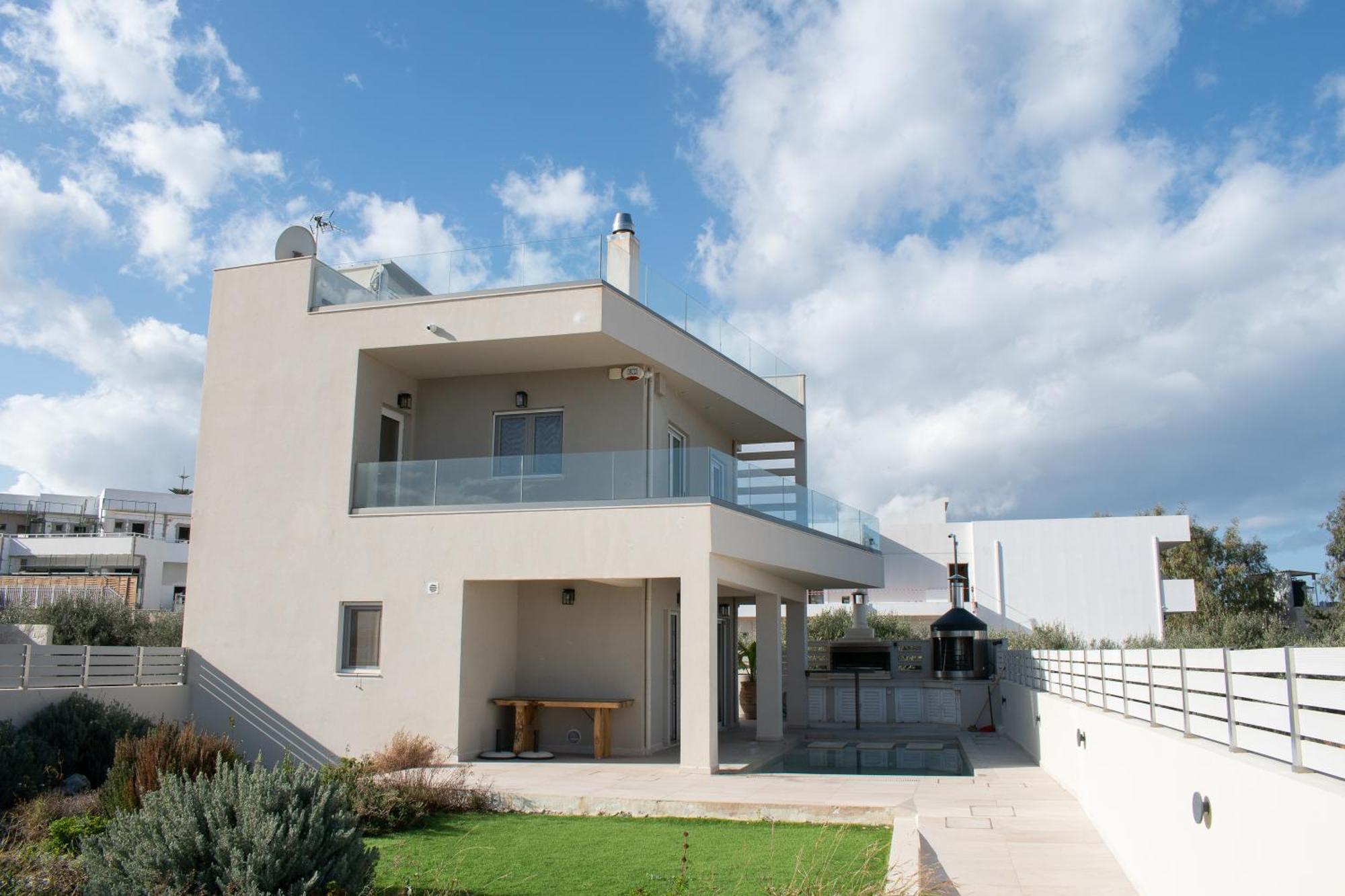 Villa Constantino With Heated Pool Kato Gouves Exterior photo