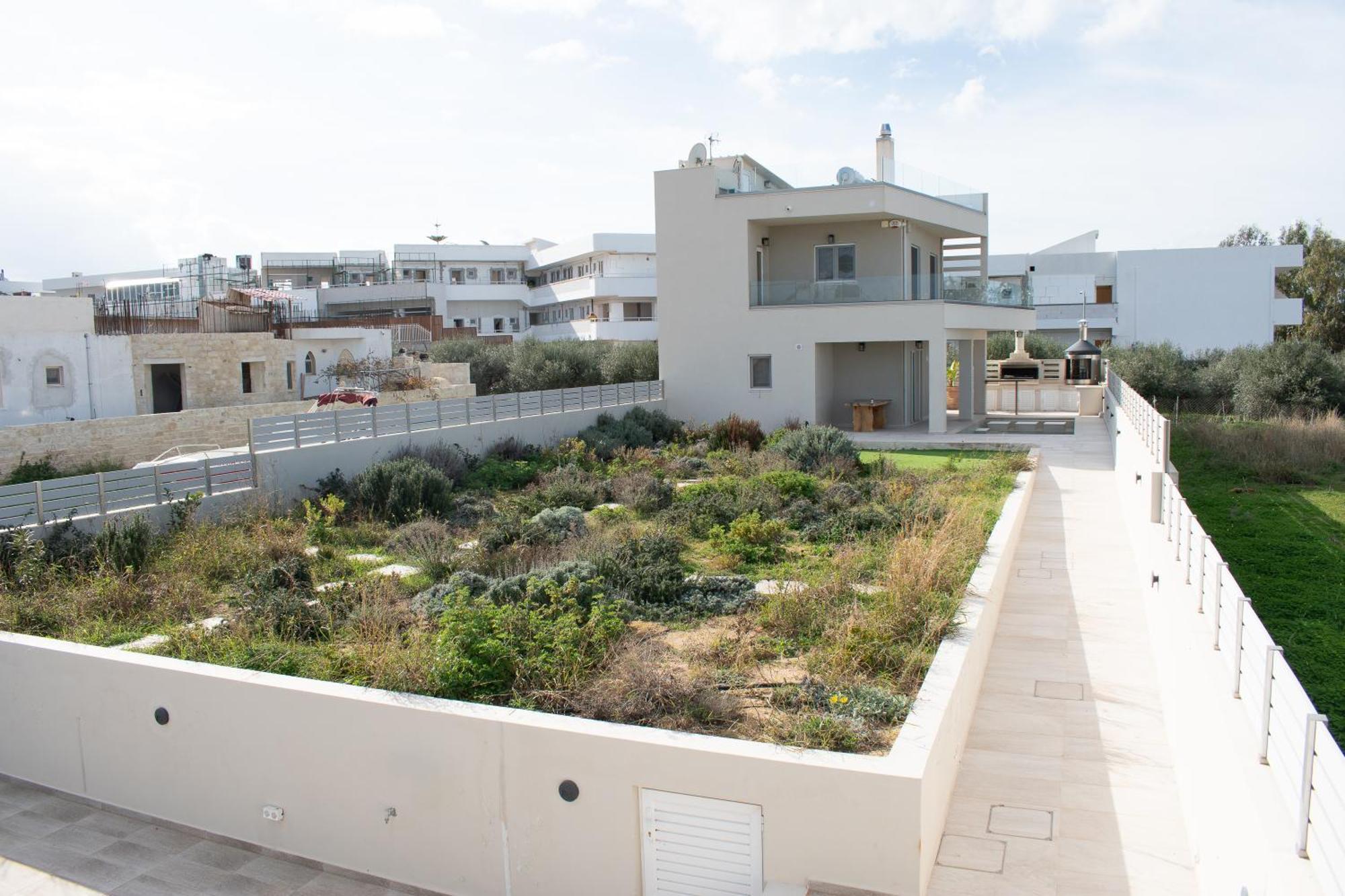 Villa Constantino With Heated Pool Kato Gouves Exterior photo
